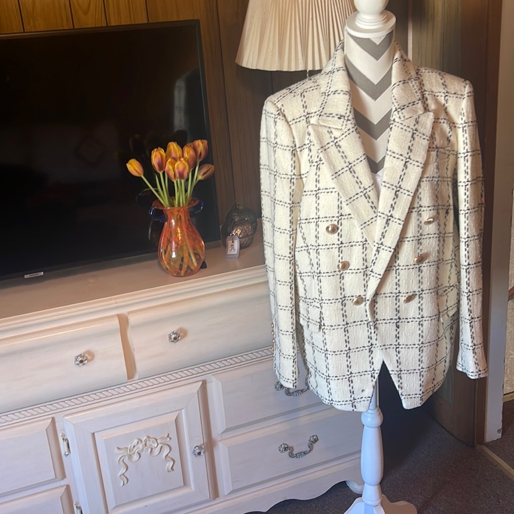 Elie Tahari plaid blazer